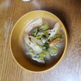 白菜と平天のお味噌汁